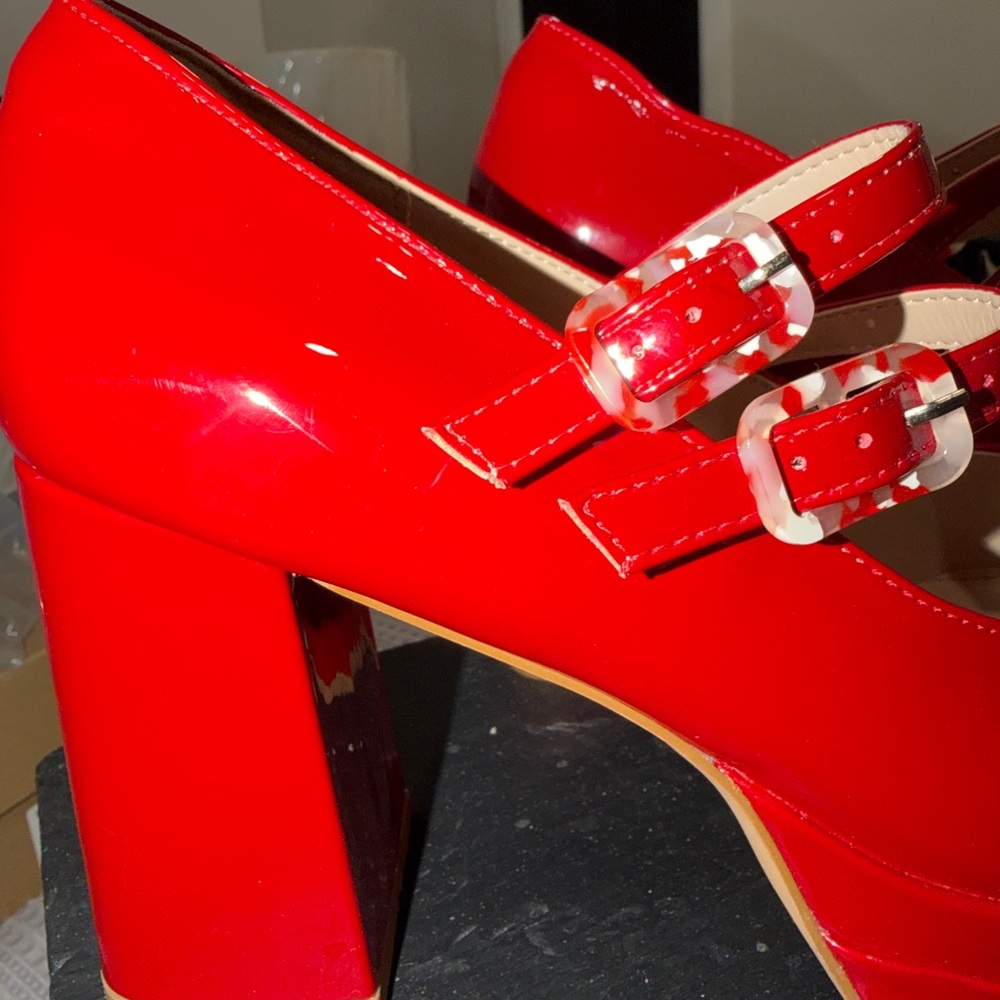 Chic Red Double Strap Platform Shoes - image 2